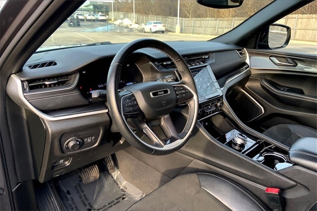 2022 JEEP GRAND CHEROKEE - Image 13