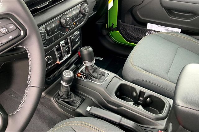 2026 JEEP GLADIATOR - Image 7