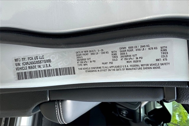 2025 JEEP GRAND CHEROKEE L - Image 13