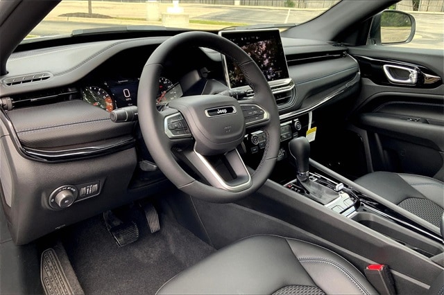 2025 JEEP COMPASS - Image 8