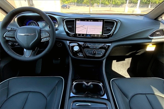 2026 CHRYSLER PACIFICA - Image 5