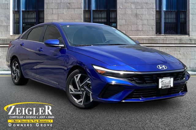 2025 Hyundai Elantra 2.0 SEL Convenience IVT's photo
