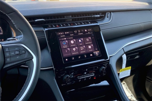 2025 JEEP GRAND CHEROKEE L - Image 6