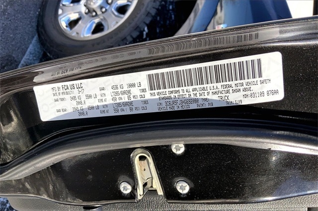 2017 RAM 2500 - Image 33
