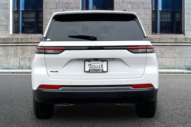 2026 JEEP GRAND CHEROKEE - Image 4