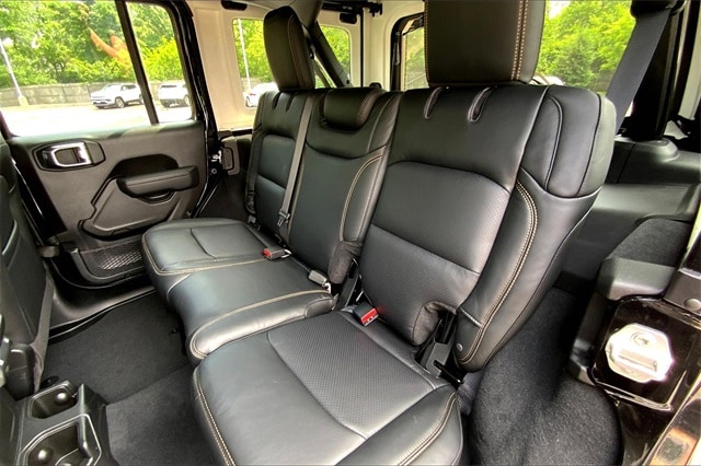 2025 JEEP WRANGLER - Image 10