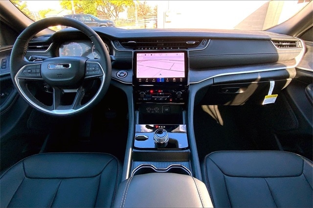 2025 JEEP GRAND CHEROKEE - Image 5