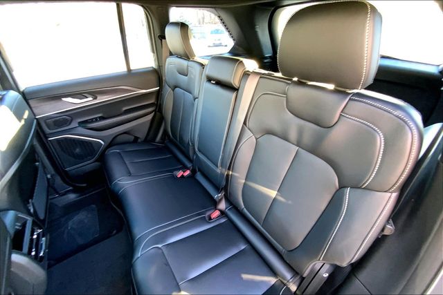 2026 JEEP GRAND CHEROKEE - Image 10