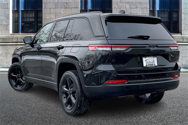 2022 JEEP GRAND CHEROKEE - Image 10