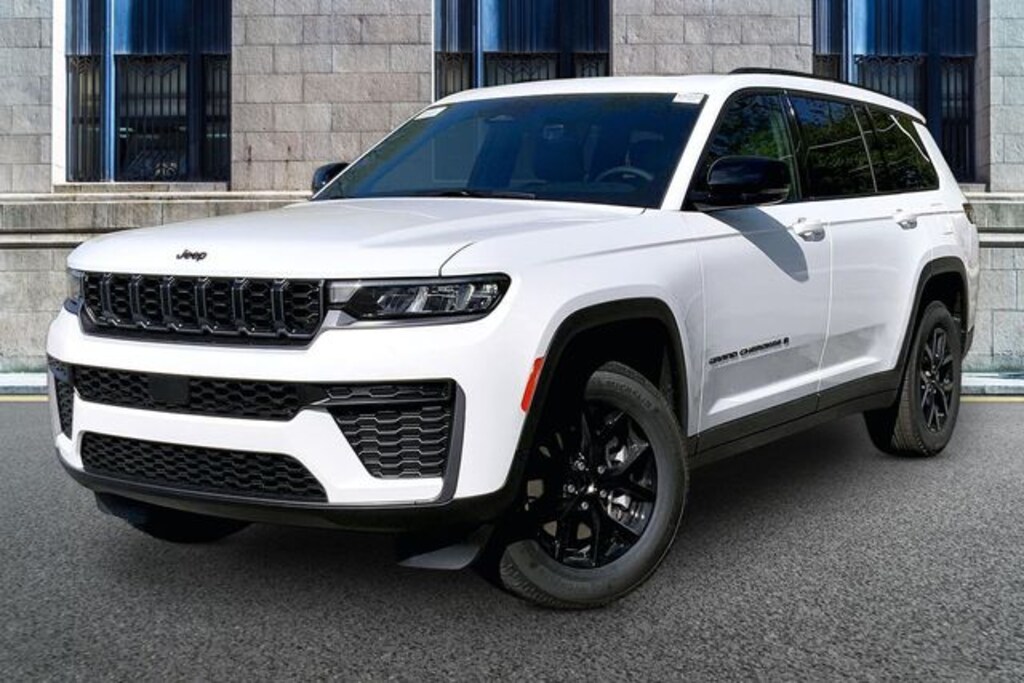 New 2026 Jeep Grand Cherokee L Altitude Sport Utility