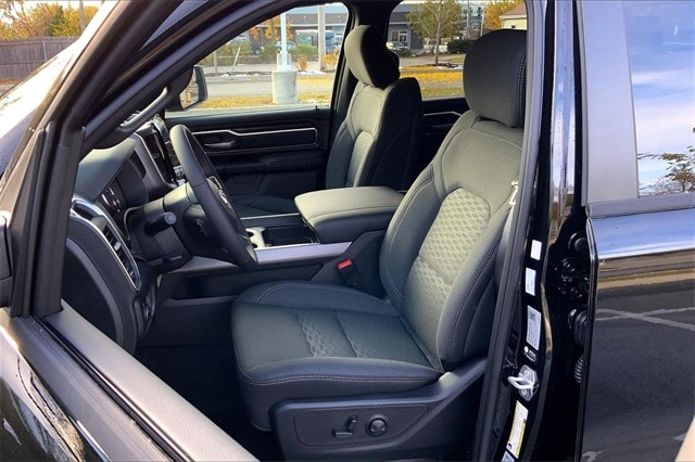 2026 RAM 1500 - Image 9