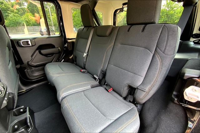 2025 JEEP WRANGLER - Image 10