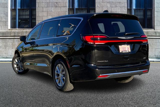 2026 CHRYSLER PACIFICA - Image 3