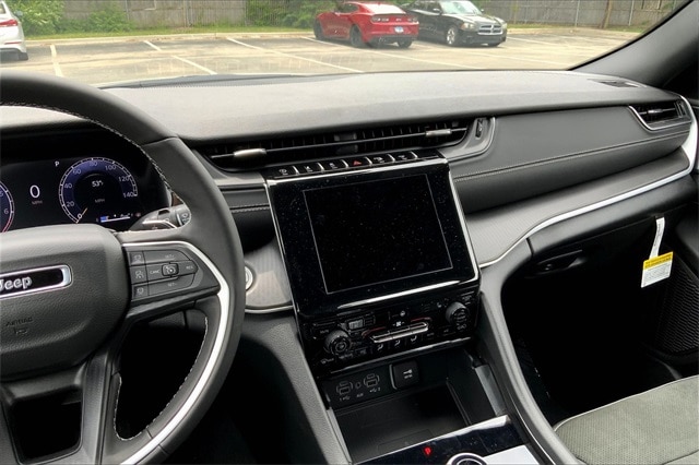 2025 JEEP GRAND CHEROKEE L - Image 6