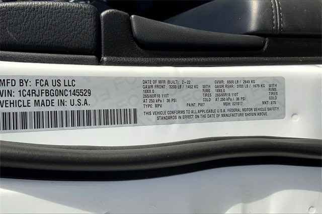 2022 JEEP GRAND CHEROKEE - Image 33