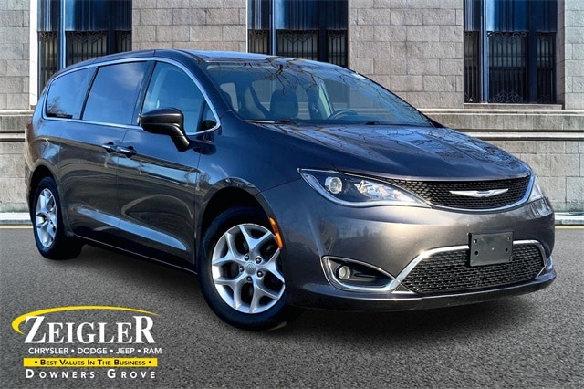 2017 Chrysler Pacifica Touring Plus