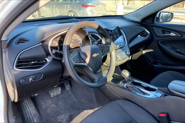 2025 CHEVROLET MALIBU - Image 13