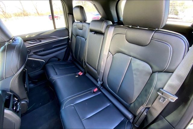 2026 JEEP GRAND CHEROKEE - Image 10