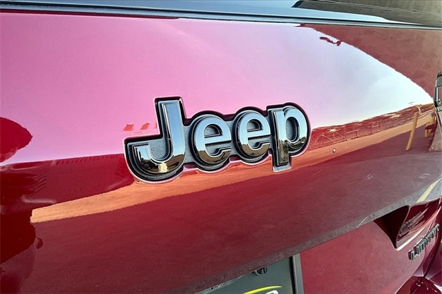 2025 JEEP GRAND CHEROKEE L - Image 31