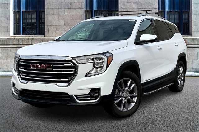 Used 2022 GMC Terrain SLT with VIN 3GKALVEVXNL125471 for sale in Downers Grove, IL