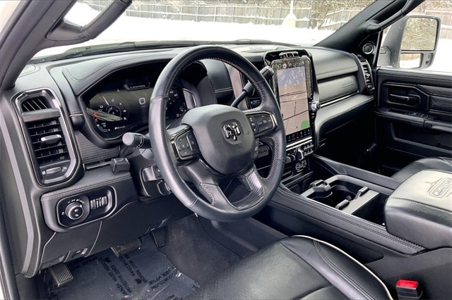 2023 RAM 3500 - Image 14