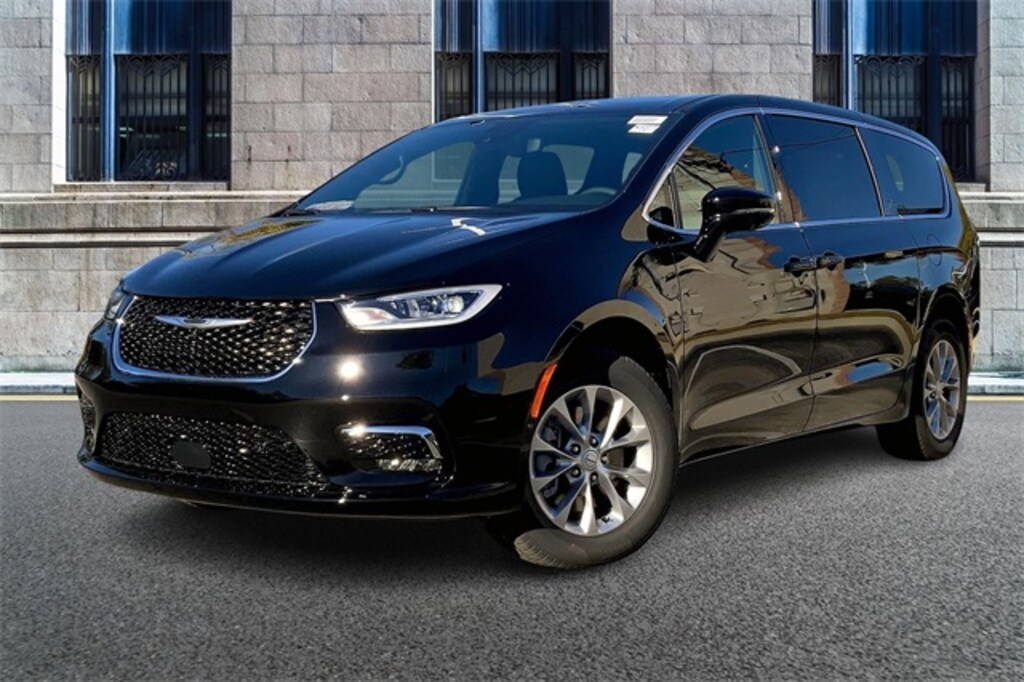 New 2026 Chrysler Pacifica Select Passenger Van