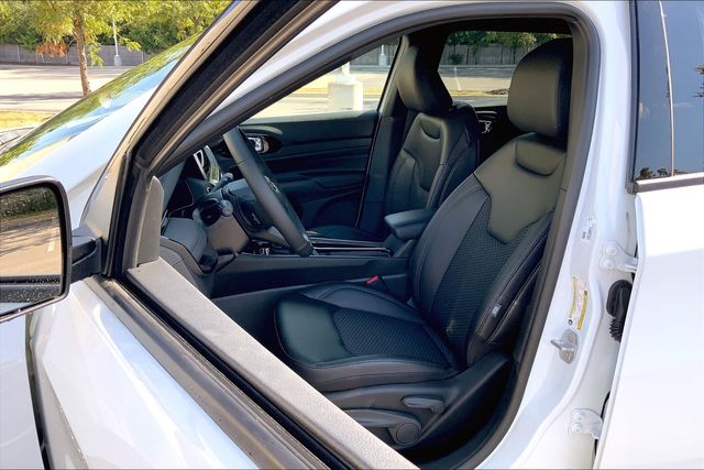 2026 JEEP COMPASS - Image 9