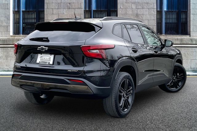 2024 CHEVROLET TRAX - Image 12