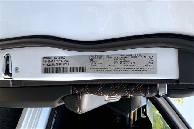 2025 JEEP GRAND CHEROKEE L - Image 13