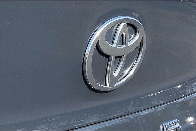 2025 TOYOTA CAMRY - Image 30