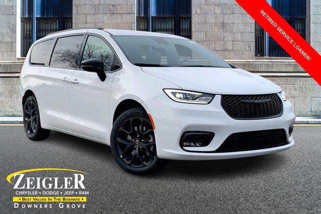 2026 Chrysler Pacifica