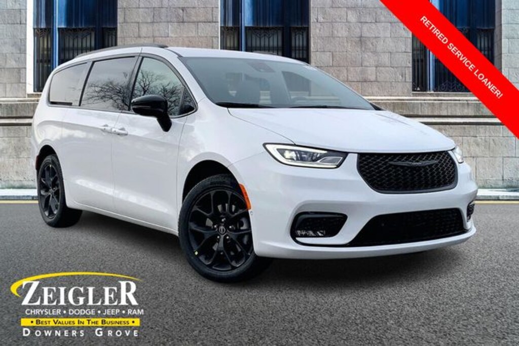 New 2026 Chrysler Pacifica Select Passenger Van