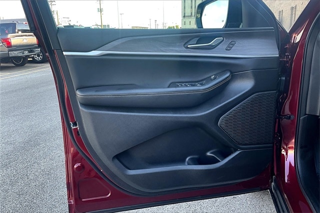 2025 JEEP GRAND CHEROKEE L - Image 21