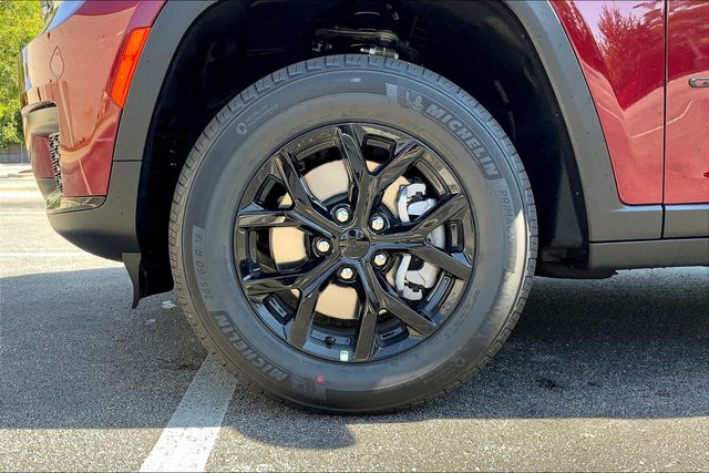 2025 JEEP GRAND CHEROKEE L - Image 12