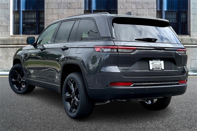 2025 JEEP GRAND CHEROKEE - Image 3