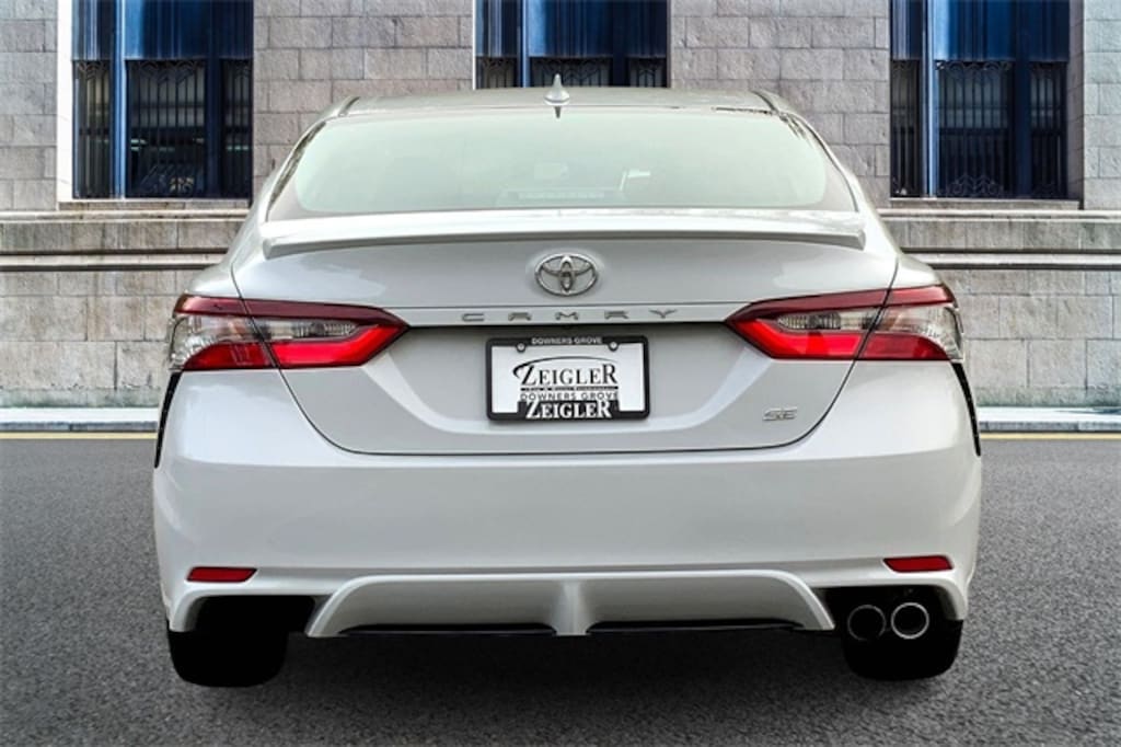 Used 2023 Toyota Camry SE Sedan