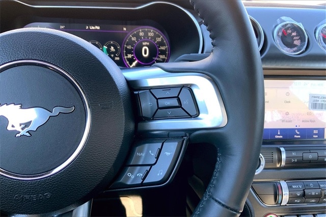 2021 FORD MUSTANG - Image 17