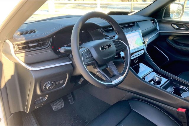 2026 JEEP GRAND CHEROKEE - Image 8