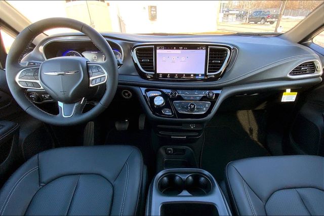 2026 CHRYSLER PACIFICA - Image 5