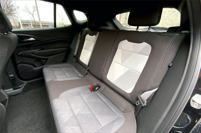 2024 CHEVROLET TRAX - Image 25