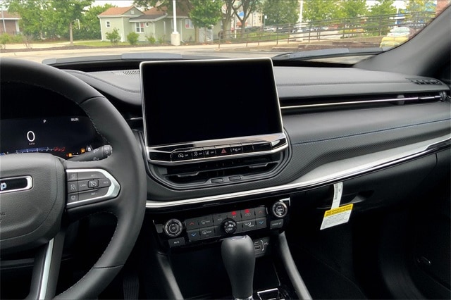 2025 JEEP COMPASS - Image 6