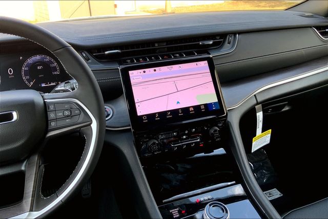 2025 JEEP GRAND CHEROKEE - Image 6