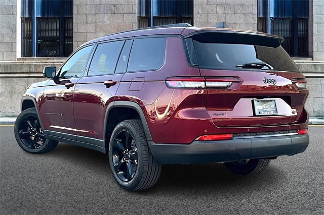 2025 JEEP GRAND CHEROKEE L - Image 10