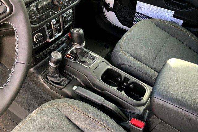 2026 JEEP WRANGLER - Image 7