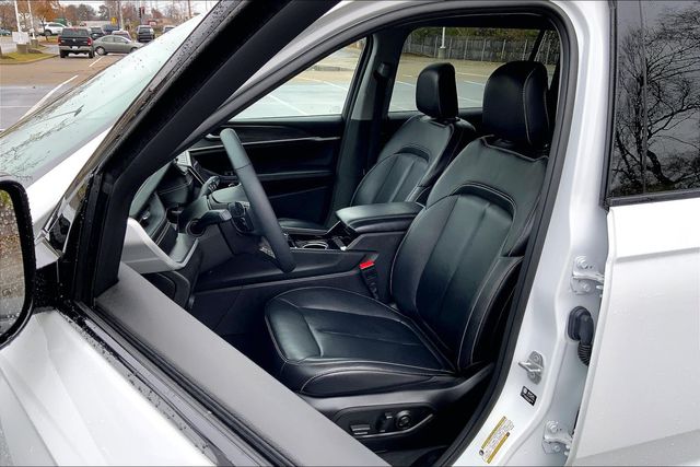 2023 JEEP GRAND CHEROKEE L - Image 24