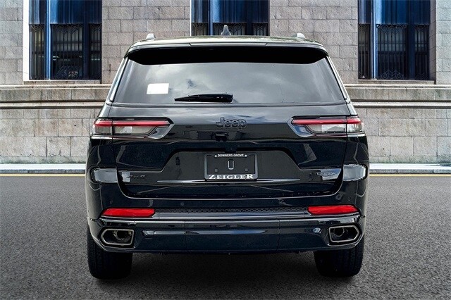 2025 Jeep Grand Cherokee L Summit photo 3