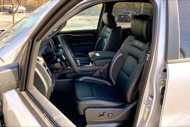 2026 RAM 1500 - Image 9