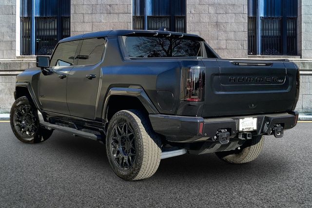 2025 GMC HUMMER EV PICKUP - Image 10