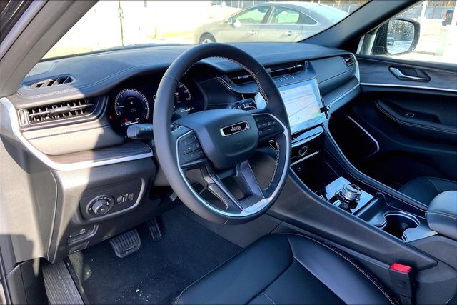 2026 JEEP GRAND CHEROKEE - Image 8