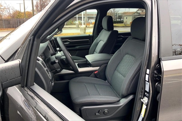 2026 RAM 1500 - Image 9